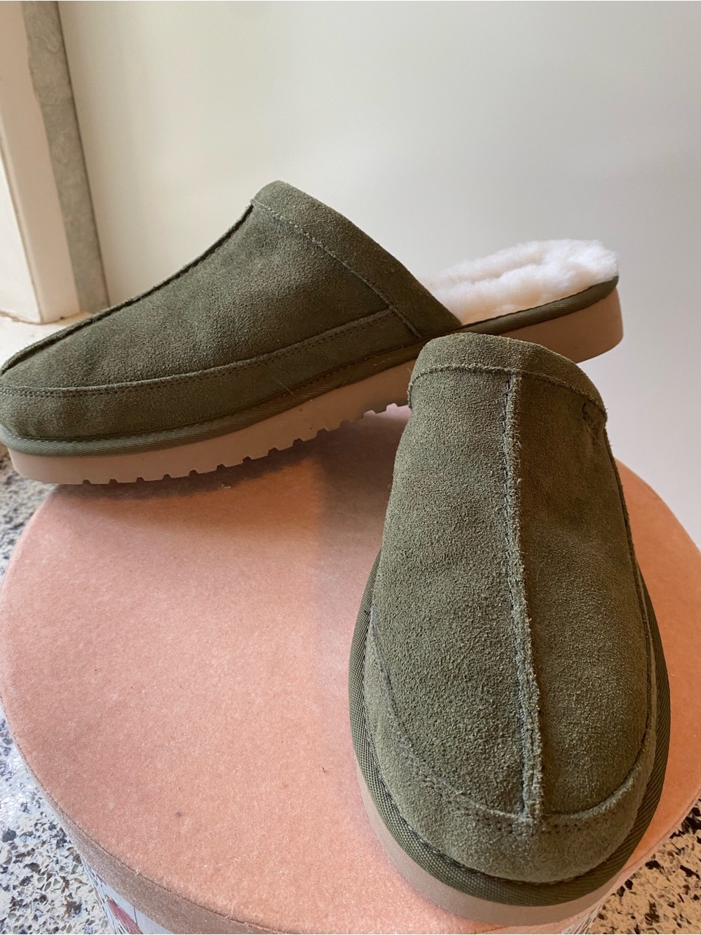 KOOLABURRA BY UGG Men’s Bordon Slippers Scuffs Olive Green 13